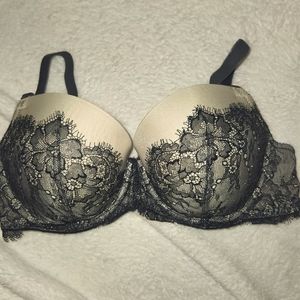 Victoria Secret Nude Bra with black lace trim size 32DD